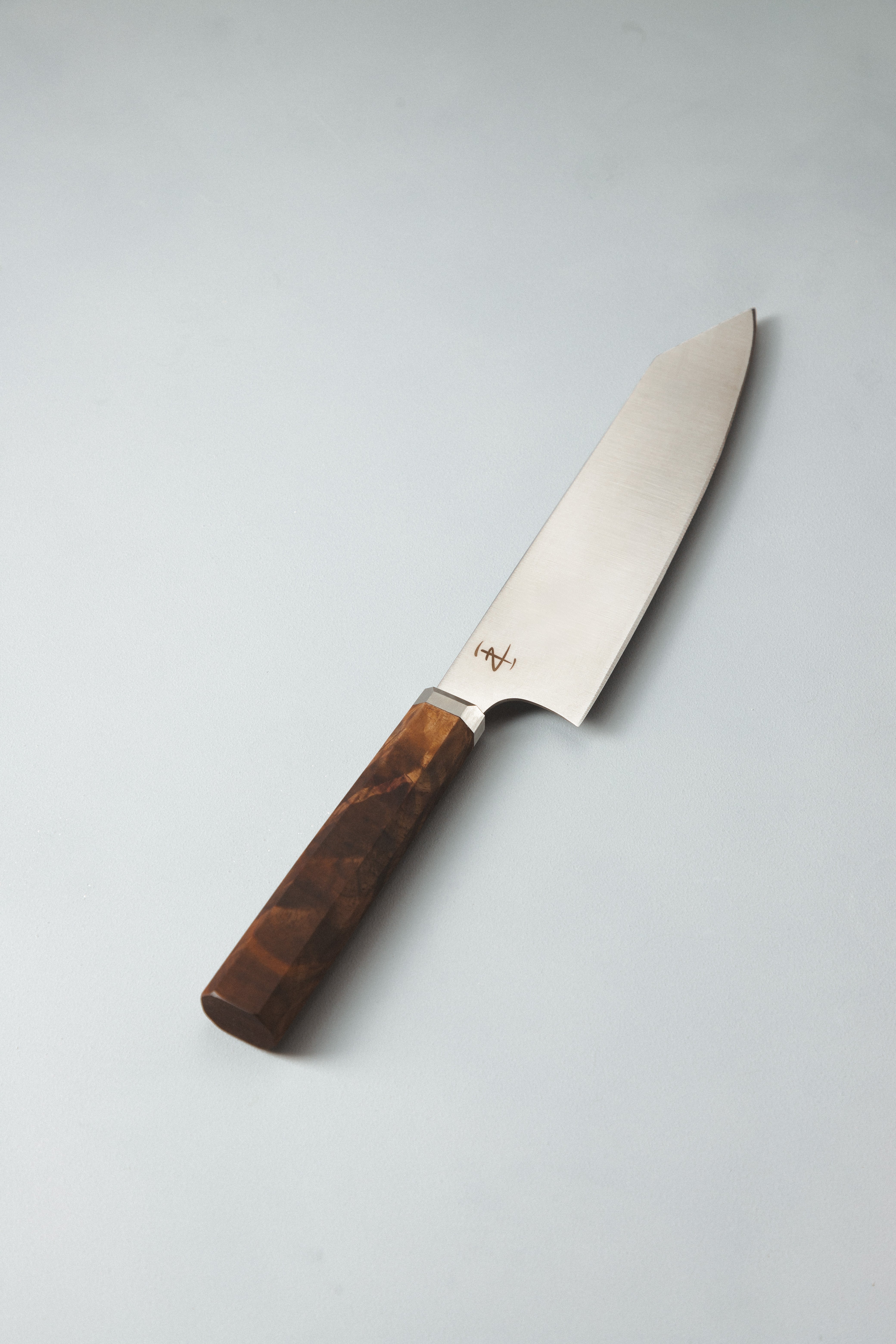 N690 Kiritsuke Şef Bıçağı 21 cm