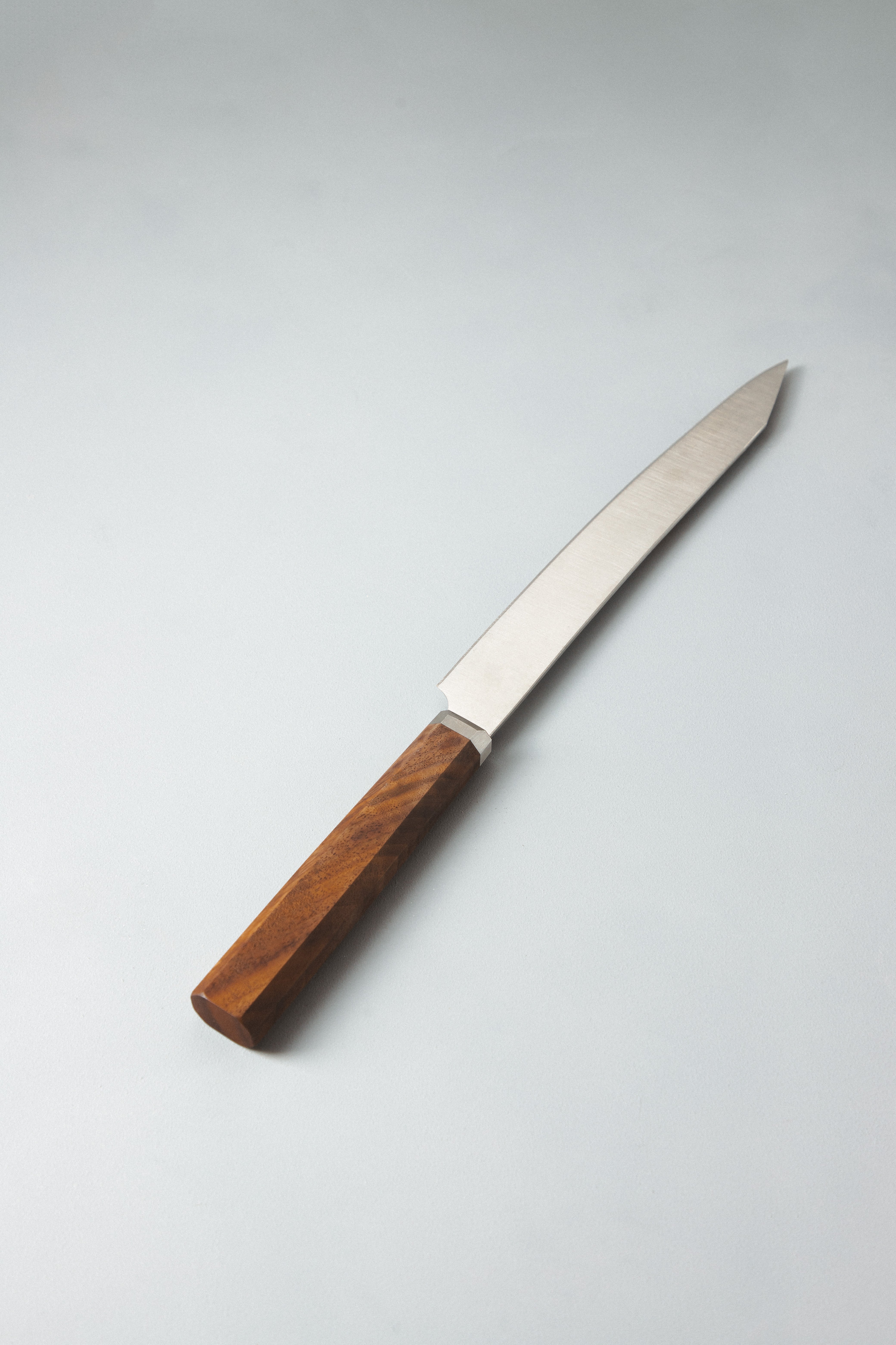 N690 Sujihiki Şef Bıçağı