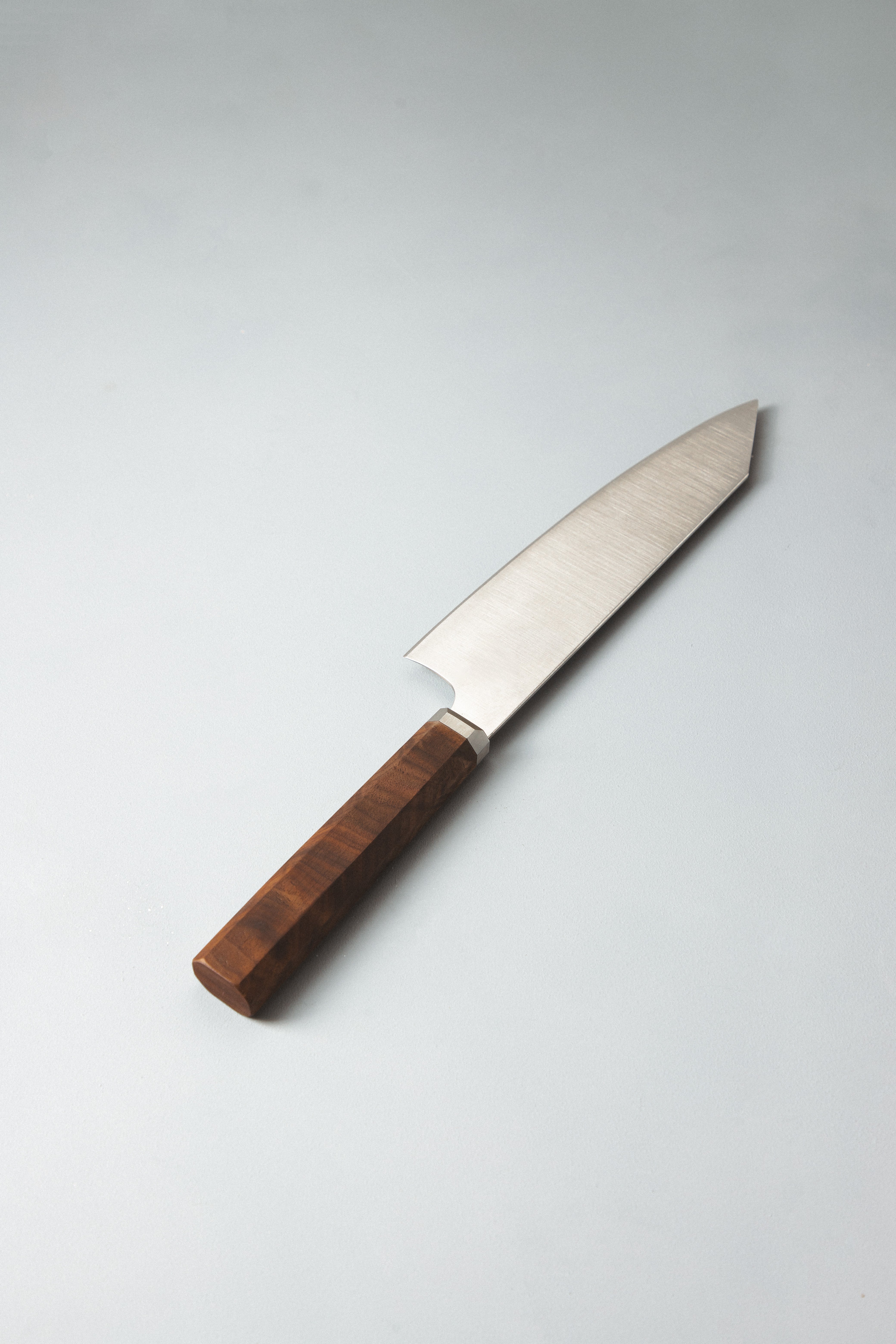 N690 Kiritsuke Şef Bıçağı 21 cm